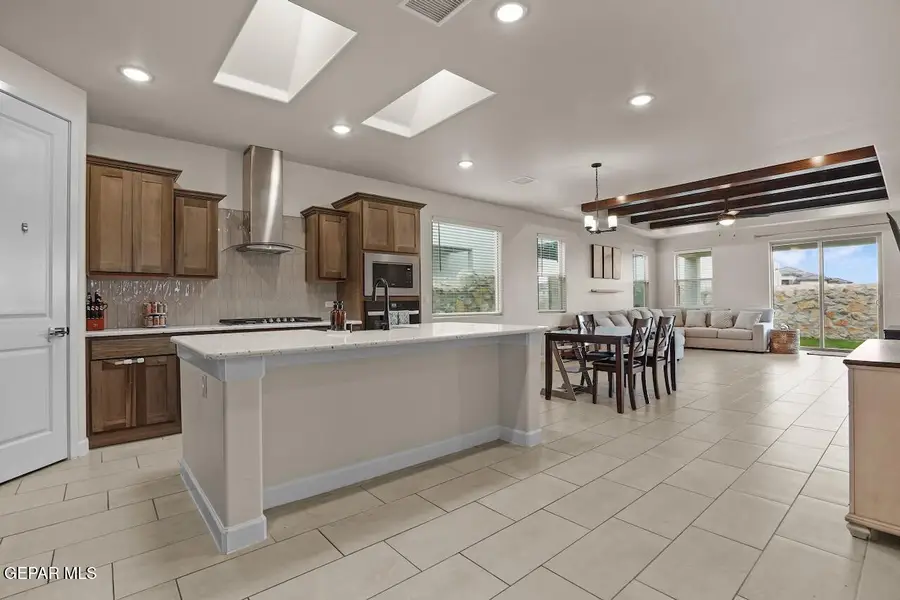 13183 Emerald Isle Street, Horizon City, TX 79928 - Image #3