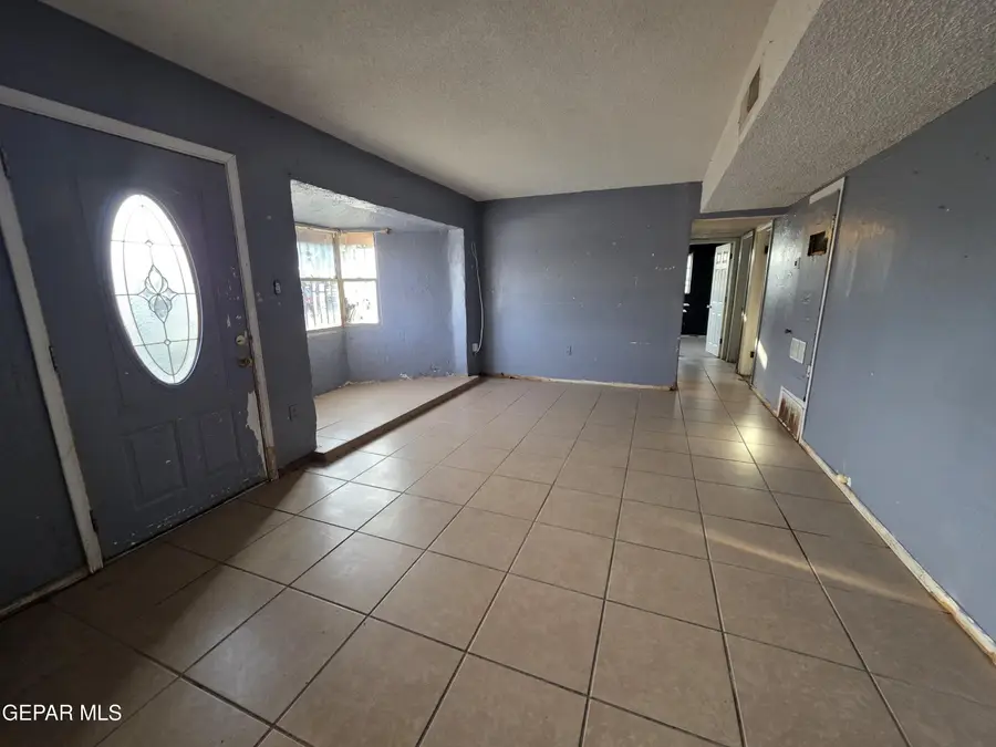 4801 Chisos Lane, El Paso, TX 79904 - Image #2