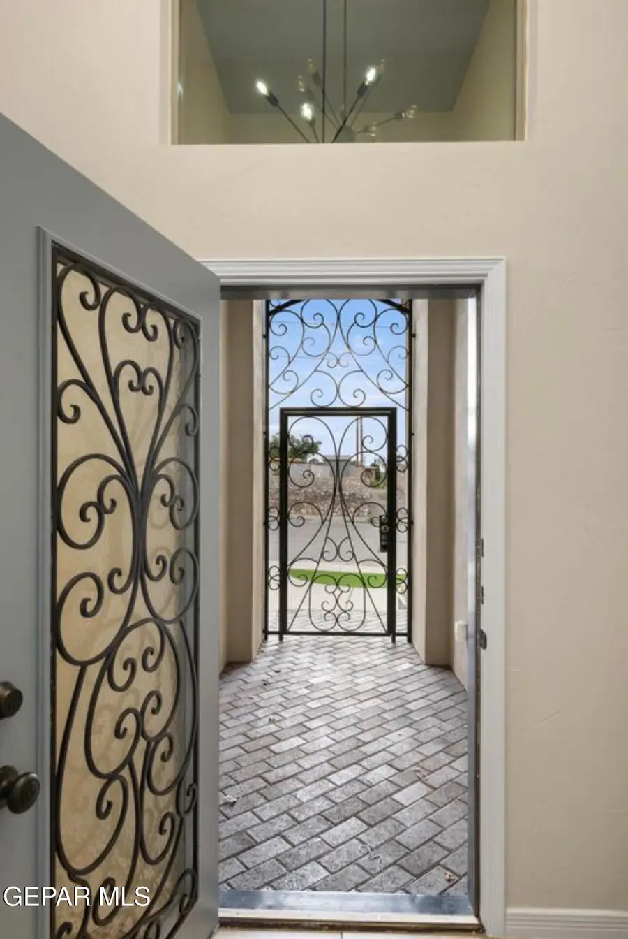 2709 N Copia Street, El Paso, TX 79930 - Image #2