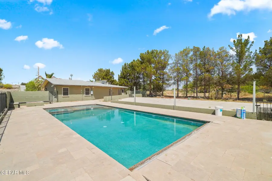 5300 Crawford Road, Santa Teresa, NM 88008 - Image #2