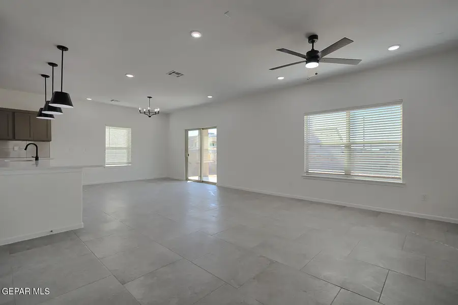 15117 Ambition Avenue, El Paso, TX 79938 - Image #3