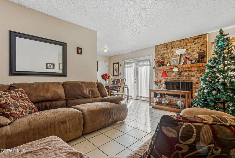 2906 E Glen Drive, El Paso, TX 79936 - Image #3