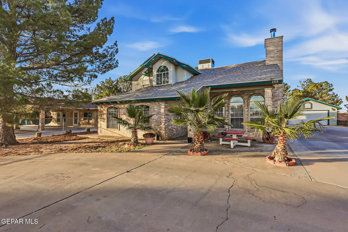 155 Escalante Drive, Socorro, TX 79927 - Image #1