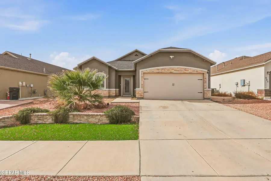329 Samuel Vista Street, Horizon City, TX 79928 - Image #2