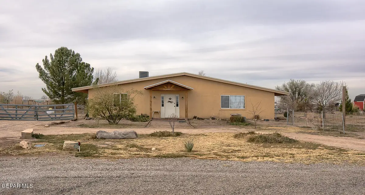 261 Indian Head Rd Road, Tornillo, TX 79853 - #1