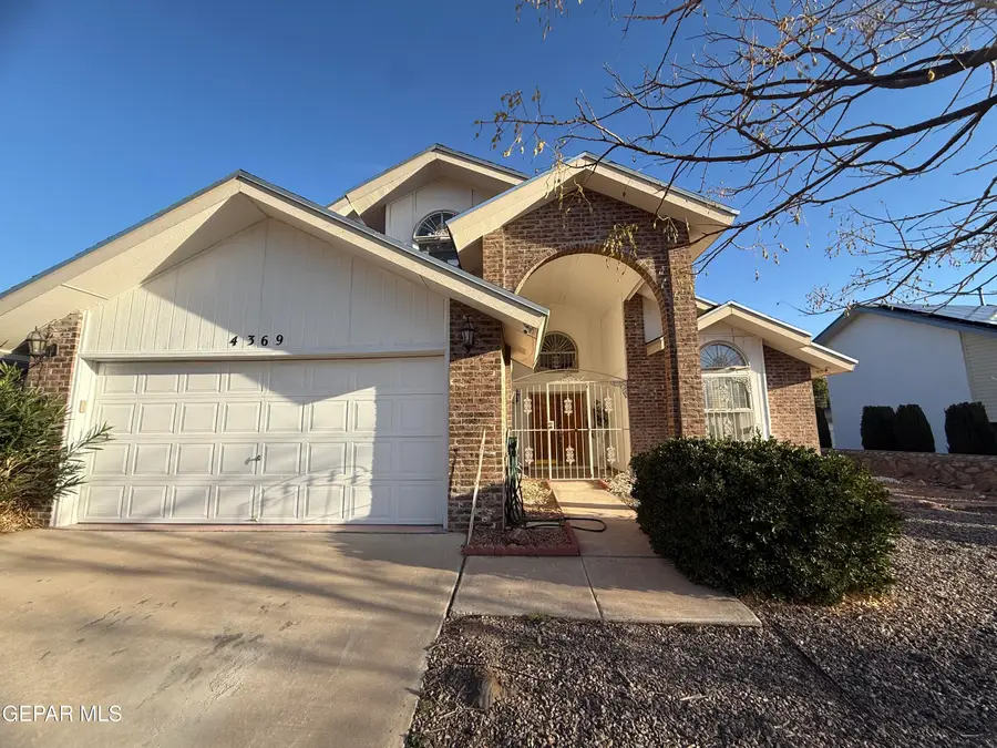 4369 Loma De Luna Drive, El Paso, TX 79934 - Image #2