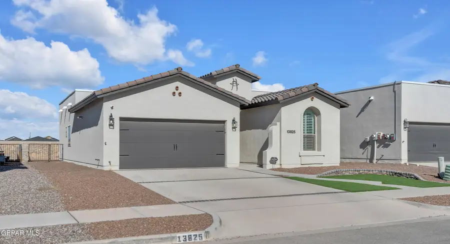 13825 Vicki Brewer Avenue, Horizon City, TX 79928 - #2