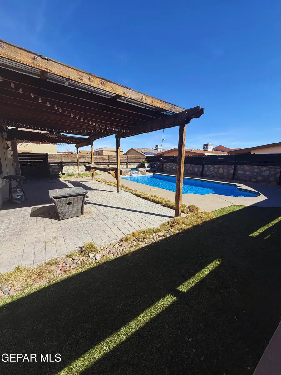 11888 Mesquite Miel Drive, El Paso, TX 79934 - Image #3