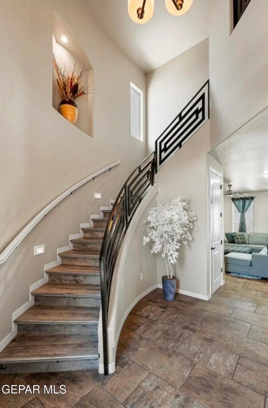 7233 Camino Del Sol Drive, El Paso, TX 79912 - Image #3