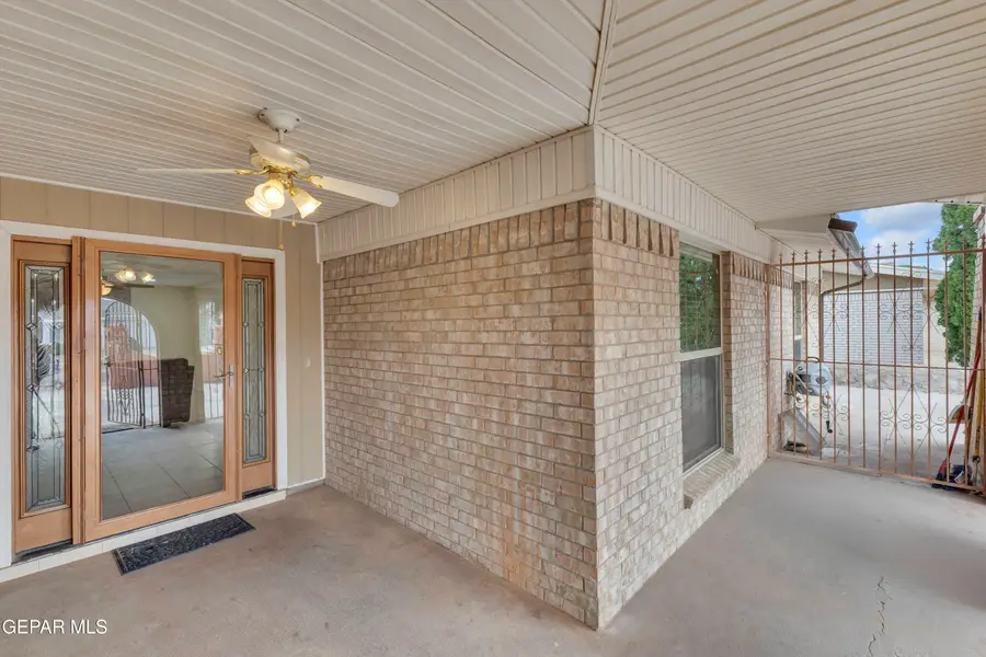 11013 Bob Stone Drive, El Paso, TX 79936 - Image #2