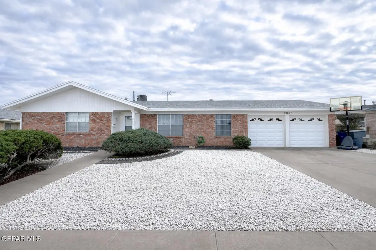 10624 Riverwood Drive, El Paso, TX 79935 - Image #1