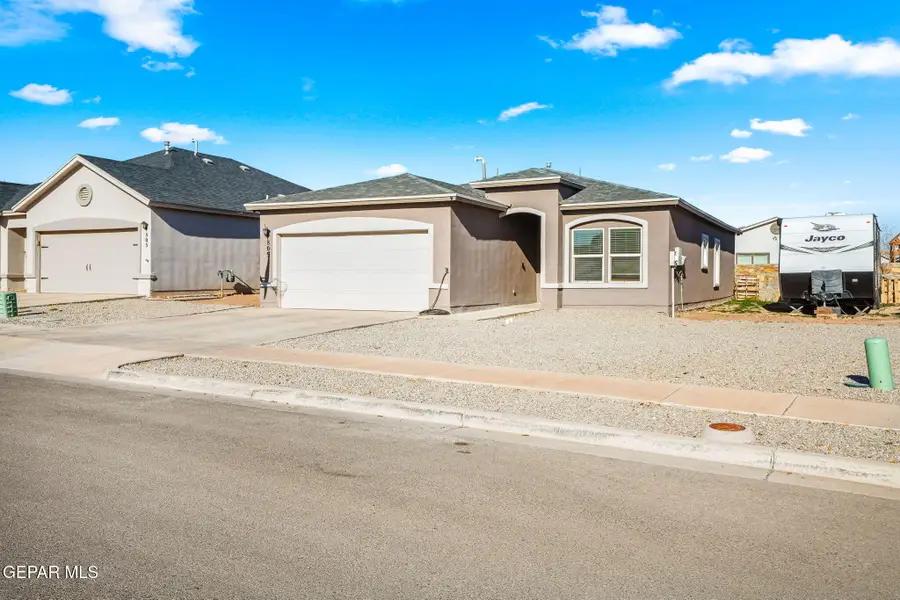 809 Coyote Melon Drive, Socorro, TX 79927 - Image #2