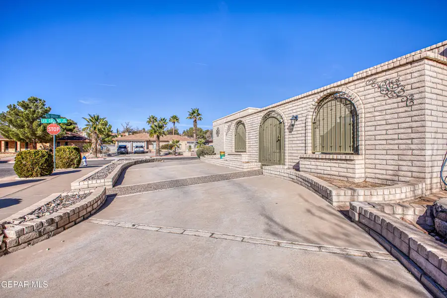 1672 Lou Graham Drive, El Paso, TX 79936 - Image #3