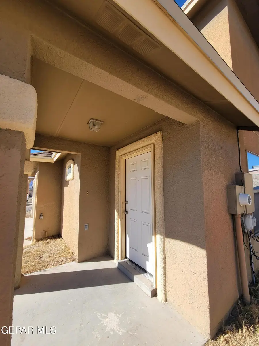 11809 Mesquite Lake Lane, El Paso, TX 79934 - Image #3