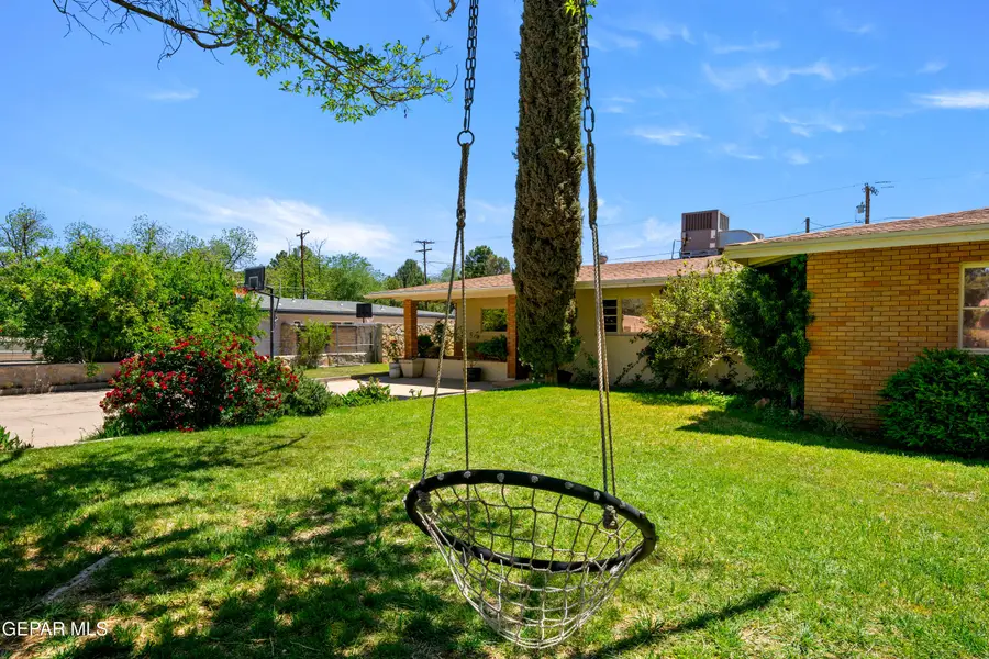 214 Hermosa Lane, El Paso, TX 79922 - Image #3