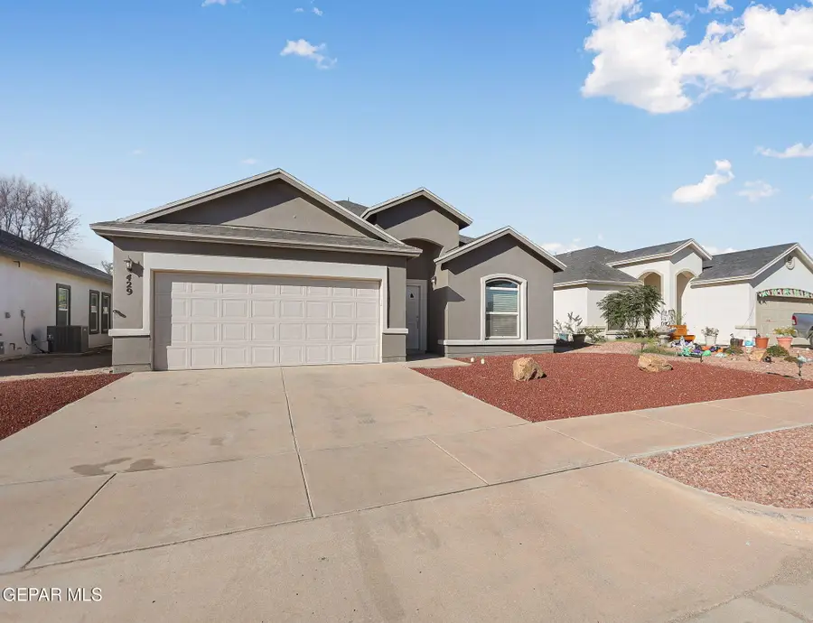 429 Plateau Drive, Socorro, TX 79927 - Image #2