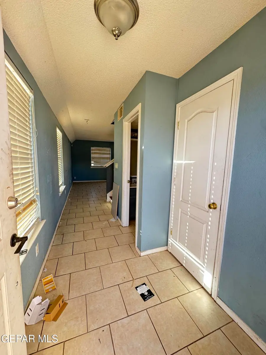 11901 Mesquite Rock Drive, El Paso, TX 79934 - Image #3