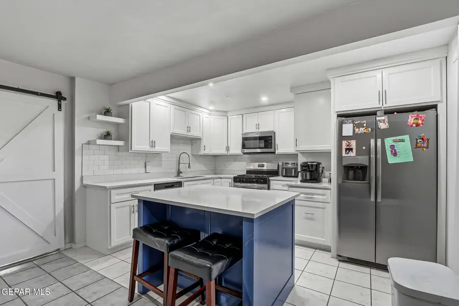 10540 Socorro Road, Socorro, TX 79927 - Image #3