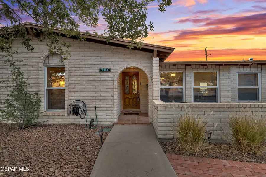 6728 Pino Real Drive, El Paso, TX 79912 - #2