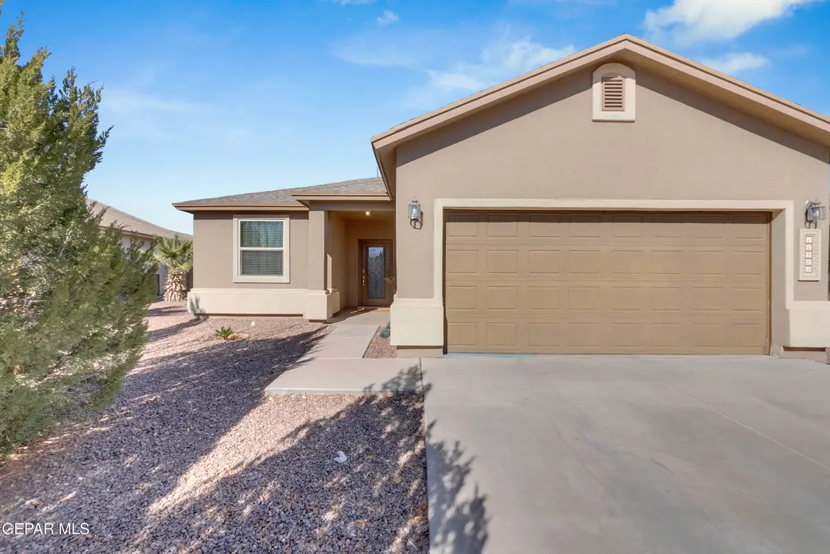 11425 Flor Liatris Drive, Socorro, TX 79927 - Image #1