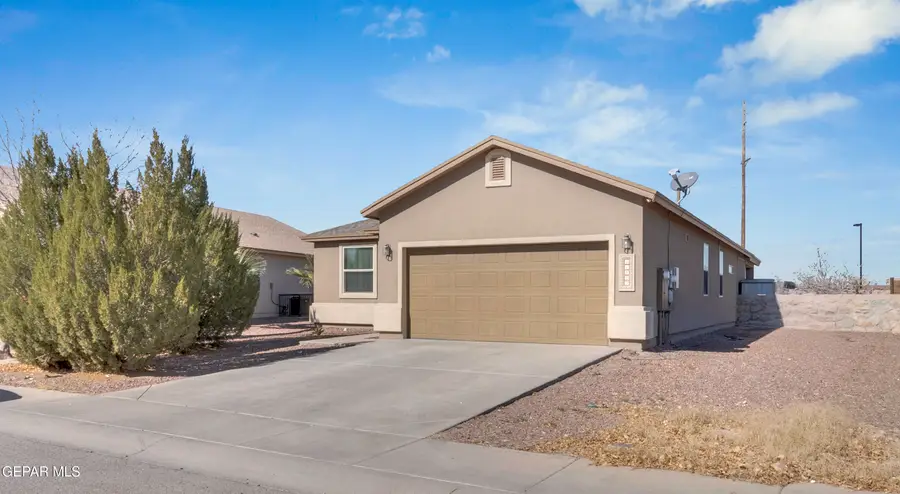 11425 Flor Liatris Drive, Socorro, TX 79927 - Image #2