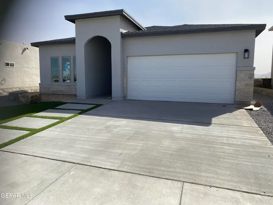 12705 Cono Norte Drive, El Paso, TX 79934 - Image #2