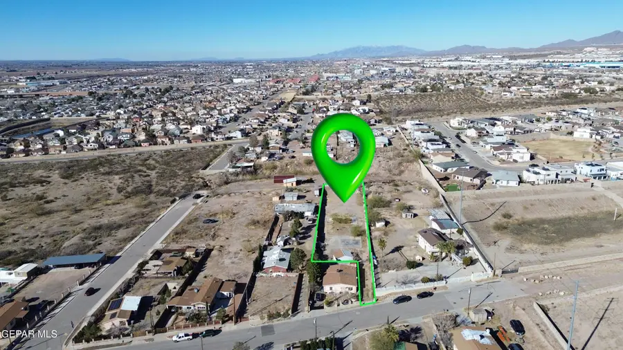 325 Edgar Road, El Paso, TX 79932 - Image #2