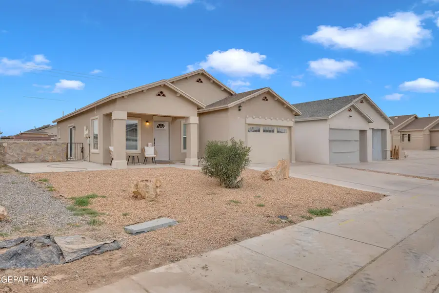 11632 Flor Achillea, Socorro, TX 79927 - #3