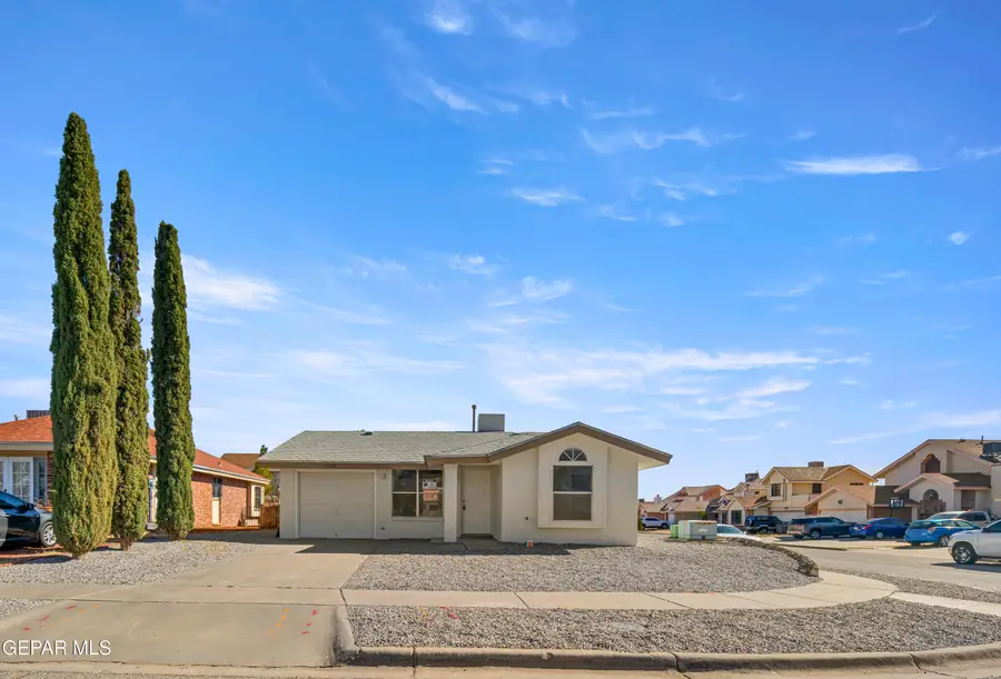 10900 Joe Dimaggio Circle, El Paso, TX 79934 - Image #2
