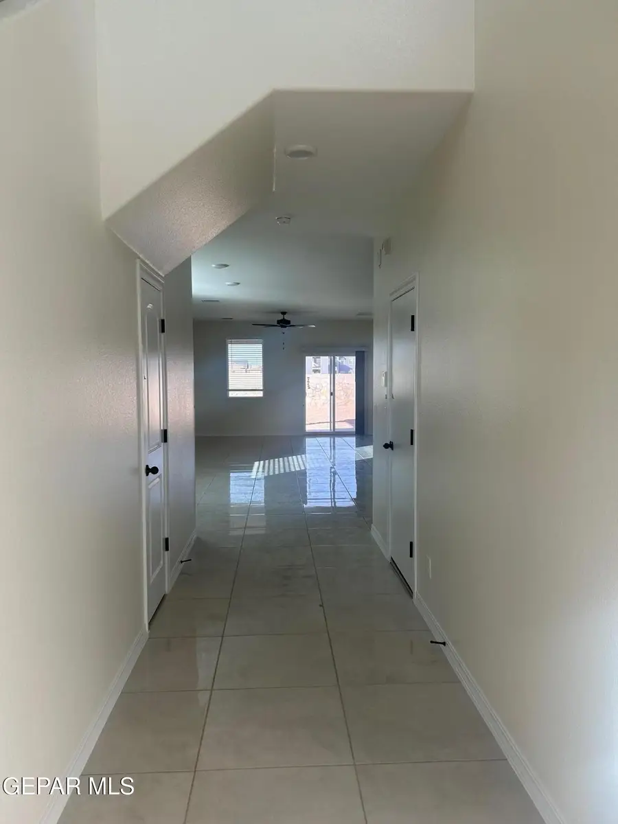 332 Hidden Gem Street, El Paso, TX 79928 - Image #2