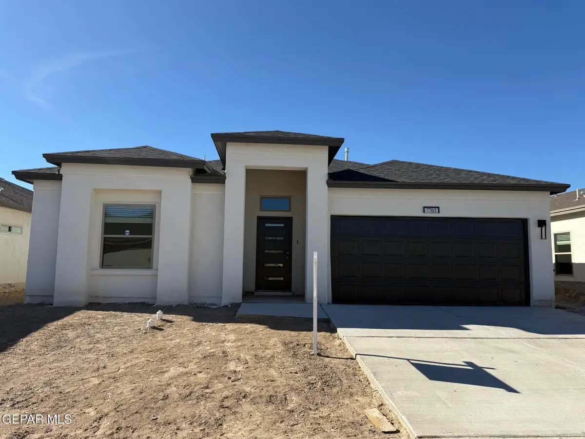 7703 California Stage Street, Vinton, TX 79821 - Image #1