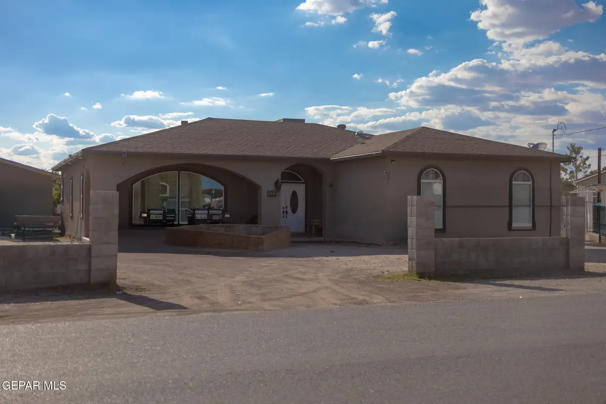 561 Agua De Mar, Horizon City, TX 79928 - Image #1