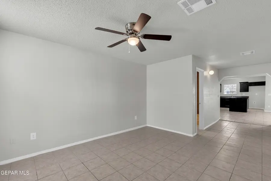 6245 Rhine Bridge Drive, El Paso, TX 79934 - Image #2