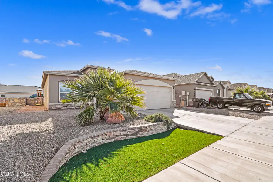 1188 Indigo Sky Street, Horizon City, TX 79928 - Image #3