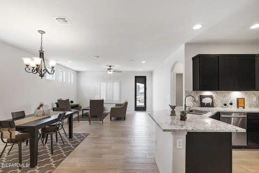 13796 Loreina Luz Avenue, El Paso, TX 79928 - Image #3