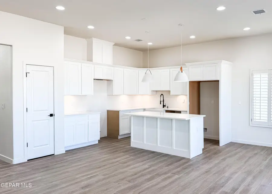 12416 Amesbury Drive, El Paso, TX 79928 - Image #3