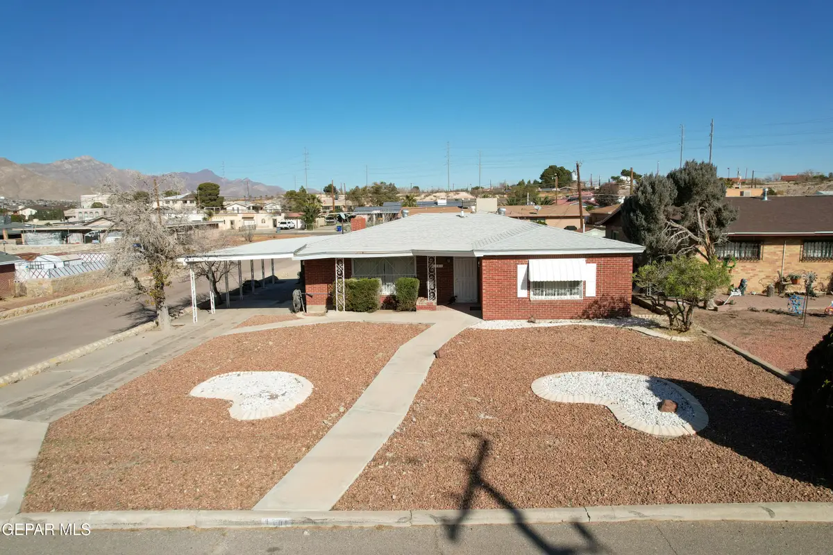 4701 Leeds Avenue, El Paso, TX 79903 - Image #1