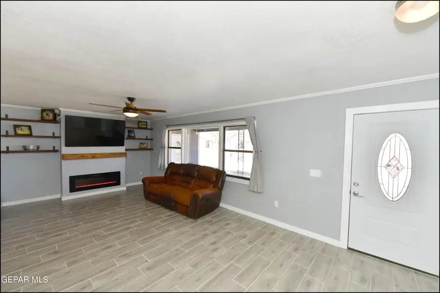 302 Kent Avenue, El Paso, TX 79922 - Image #2