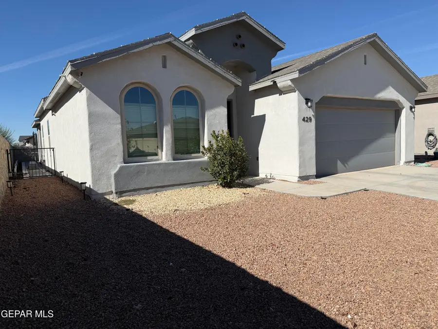 429 Soleil Road, Socorro, TX 79927 - #2