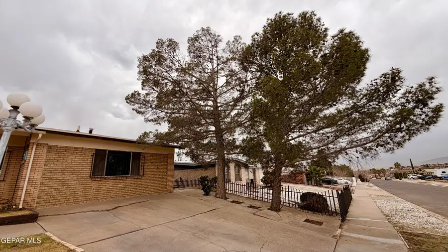 10454 Tomwood Avenue, El Paso, TX 79925 - #2