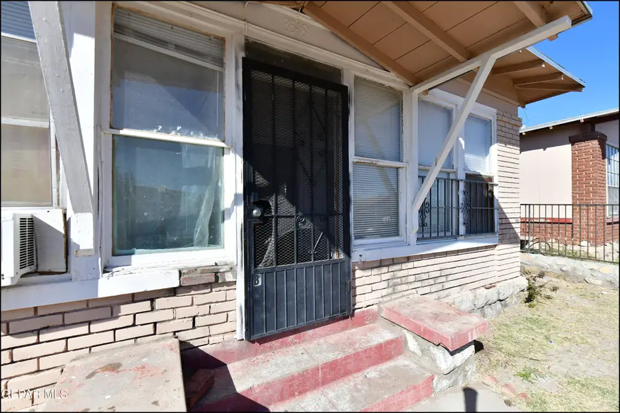 3519 Douglas Avenue, El Paso, TX 79903 - #3