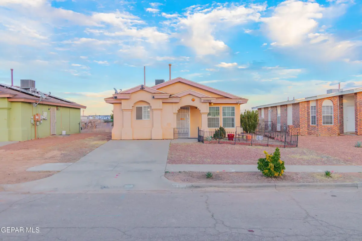 10984 Northampton Street, El Paso, TX 79934 - #1