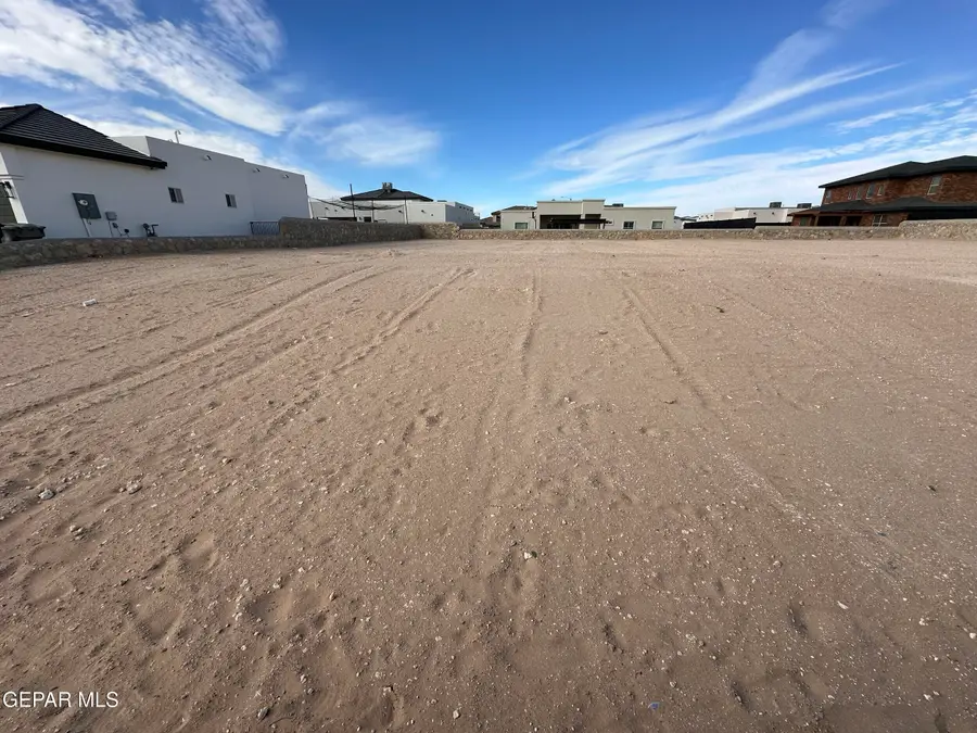 300 Emerald Rise Drive, Horizon City, TX 79928 - #3