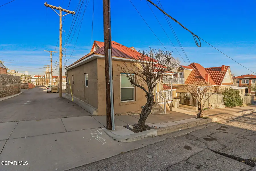 1108 N Virginia Street, El Paso, TX 79902 - #3