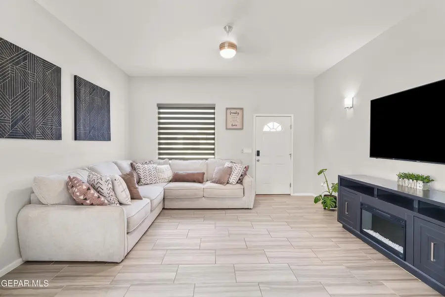 544 Paseo Dulce Avenue, Horizon City, TX 79928 - #3