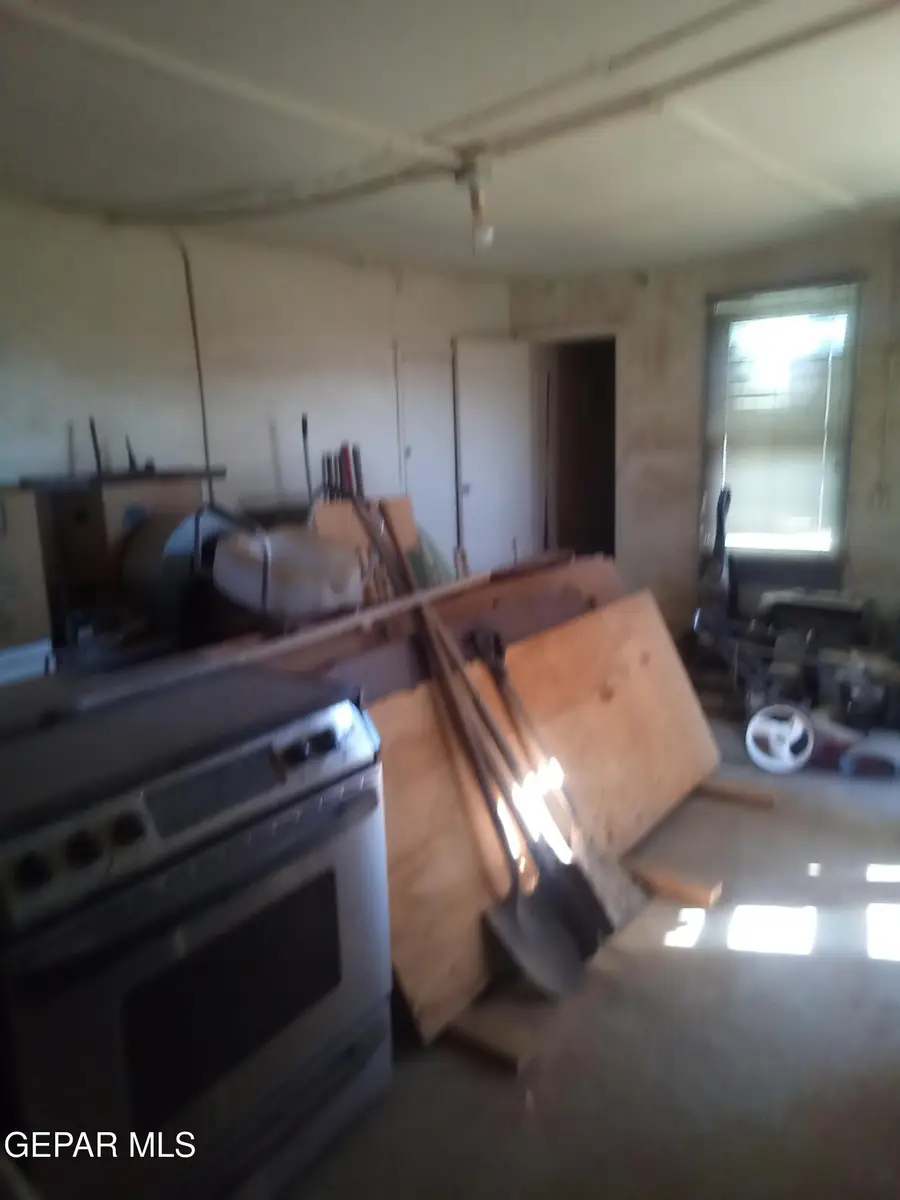 331 Dolan Street, El Paso, TX 79905 - #2