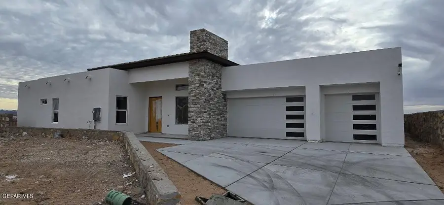 1933 Concho Court, El Paso, TX 79911 - #2