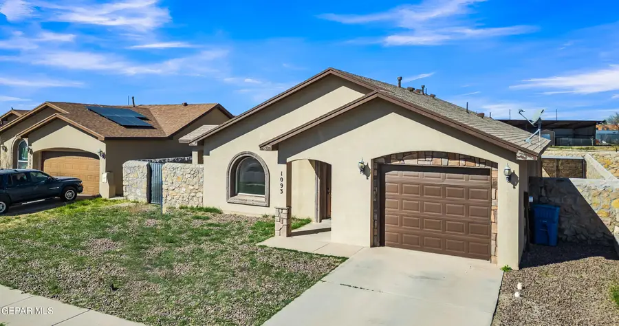 1093 Chris Forbes Circle, Socorro, TX 79927 - #3