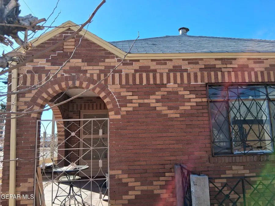 1213 N Boone Street, El Paso, TX 79903 - #3