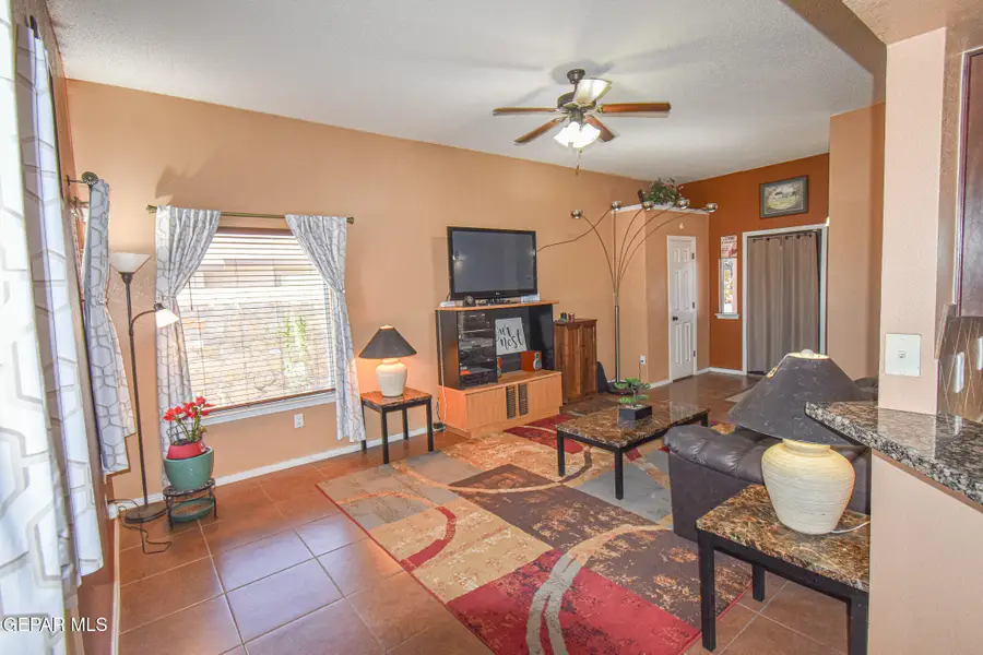 14333 Desert Cactus Drive, Horizon City, TX 79928 - #3